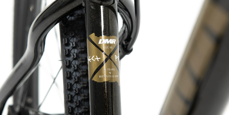 Рама DMR Sect Pro Frame 26 - Black Gold DMR-F-SECTPRO-BG фото