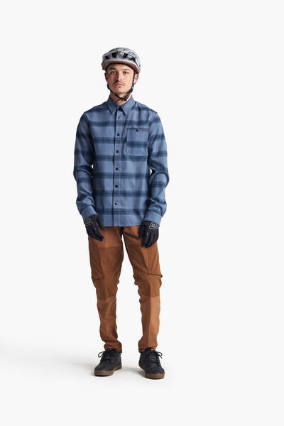 827260014 фото