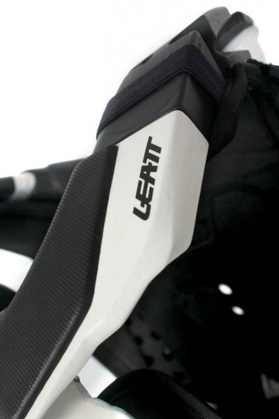 Защита тела LEATT FUSION 3.0 Chest Protector [White], S/M 1015400110 фото