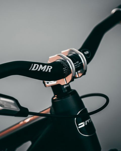 Кермо DMR ODUB BAR - 31.8 - 35 mm Rise - Black DMR-HB-THE35-318-K фото