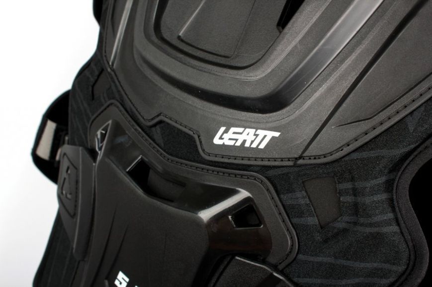 Защита тела LEATT 5.5 PRO Chest Protector [Black], XXL 5014101113 фото