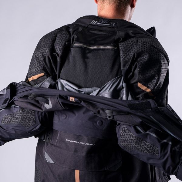 Куртка LEATT 8.5 MultiTour Adventure Jacket [Stealth], 3XL 5026001805 фото