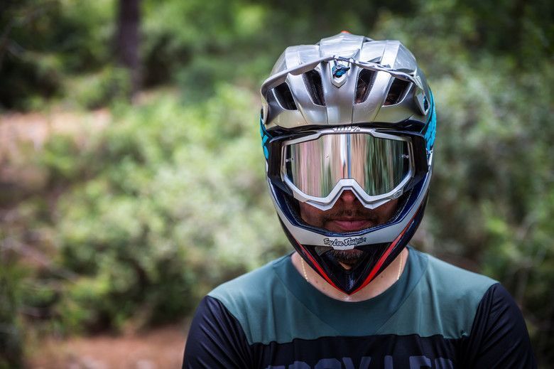 Велосипедный шлем TLD STAGE HELMET; STEALTH [CAPER] MD/LG 115437093 фото