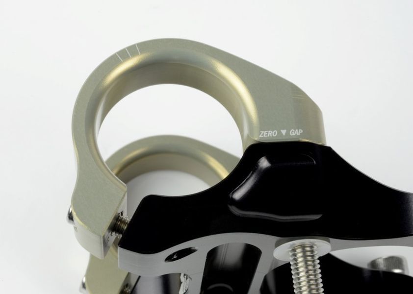 Винос керма Renthal New Integra DH Stem, 45mm x 10deg STM108-BKAG фото