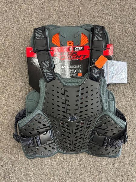 Защита тела TLD ROCKFIGHT CE CHEST PROTECTOR [WHITE] XS/SM 584003011 фото