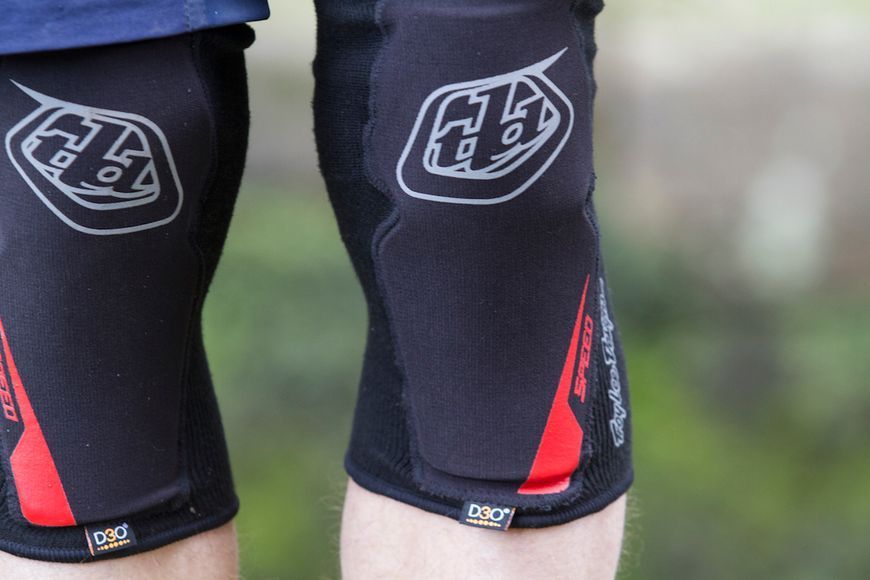 Наколенники TLD Speed ​​Knee Sleeve [Black] Размер XS/SM 568003201 фото