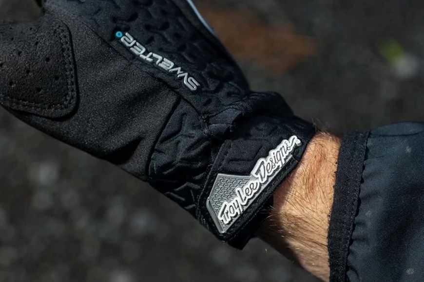 Перчатки TLD Swelter Glove [Charcoal] Размер Md 438786013 фото