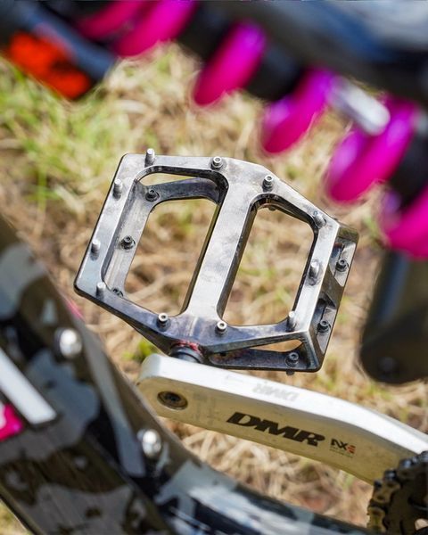 Шатуни DMR AXE Cranks Armset Polished 165 mm DMR-C-AXEARMS-PL-165 фото