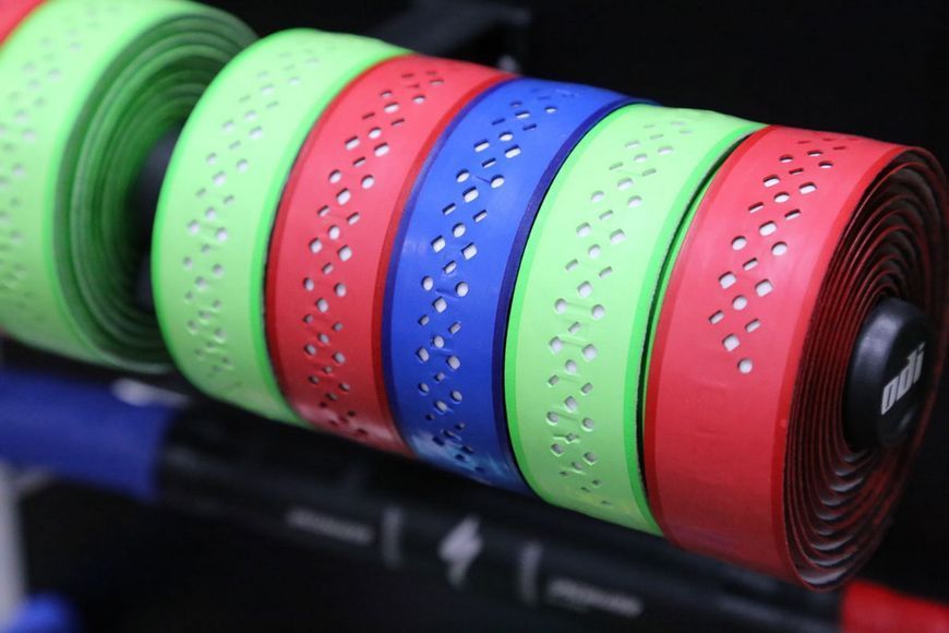 Обмотка керма ODI 3.5mm Dual-Ply Performance Bar Tape - Green/White (зелено-біла) R10XPNW фото