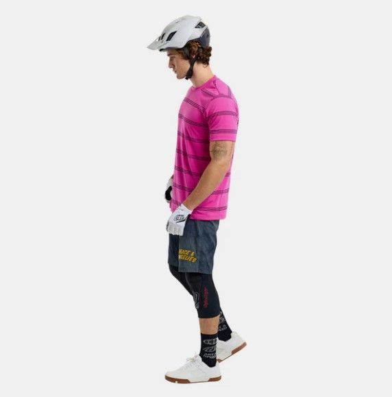Футболка TLD SKYLINE SHORT SLEEVE RIDE TEE; WASHED OUT [Party Pink] S 382145012 фото